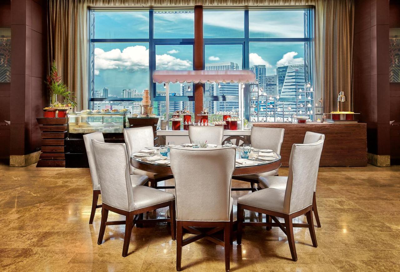 Crimson Hotel Filinvest City, Manila Muntinlupa City Luaran gambar The dining room
