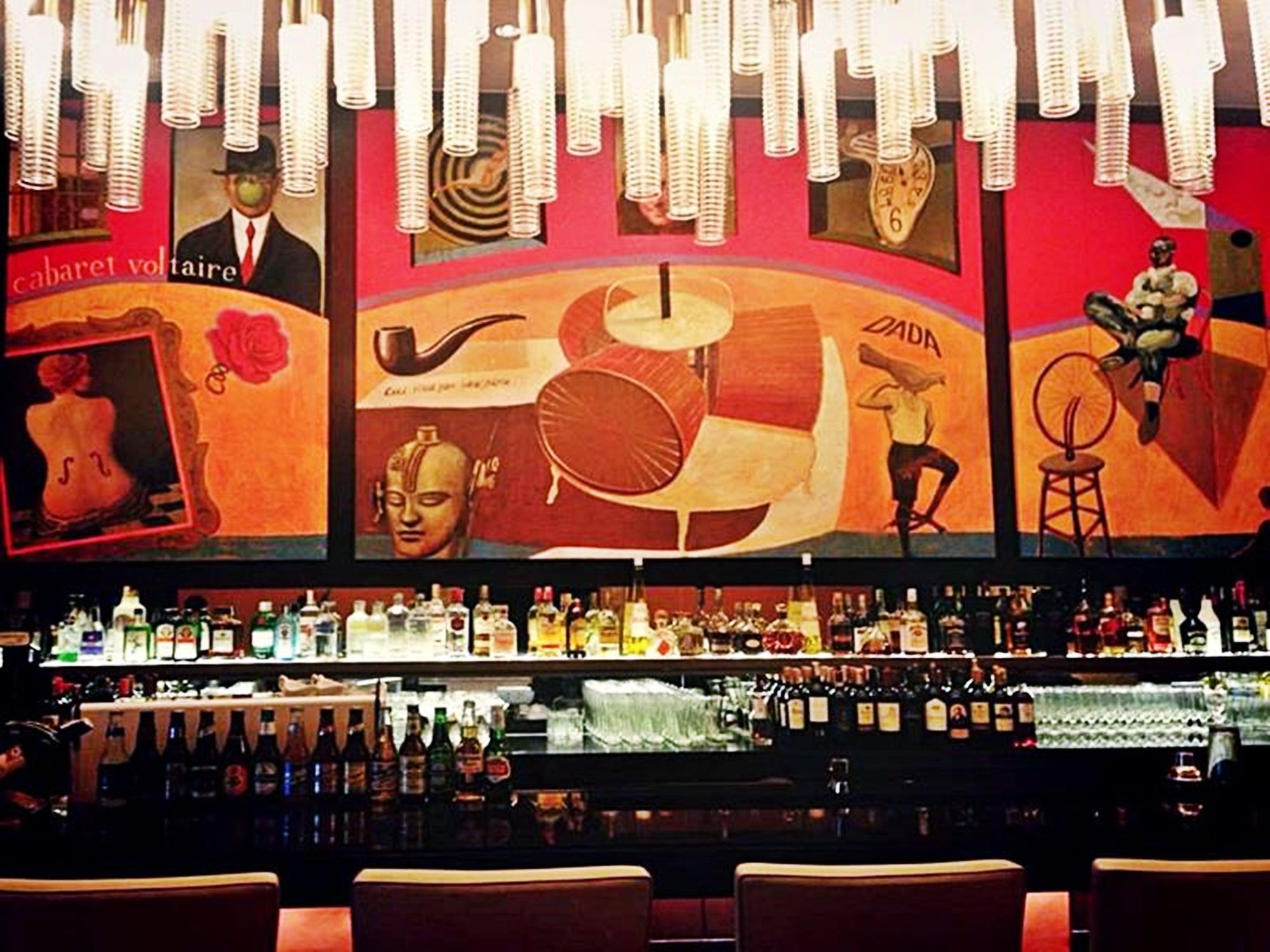 Crimson Hotel Filinvest City, Manila Muntinlupa City Luaran gambar The bar at the Mandarin Oriental, New York